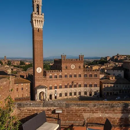 Torre Di Roccabruna Apartment Siena
